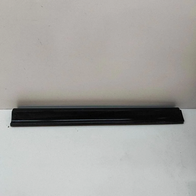 Esiukse liist (mold) KPG151RB1 – Mazda CX-5 II (2017-2025)