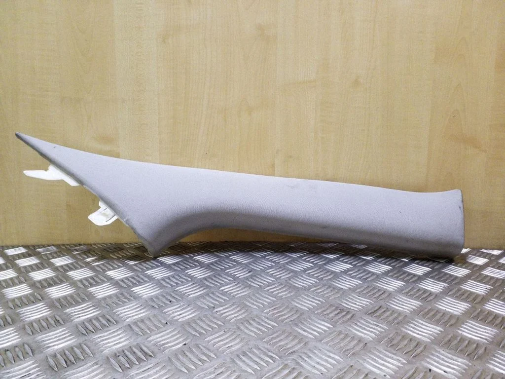 (A) pillar trim 858203Z000