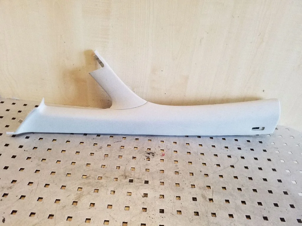 (A) piilari kate 5M0867234