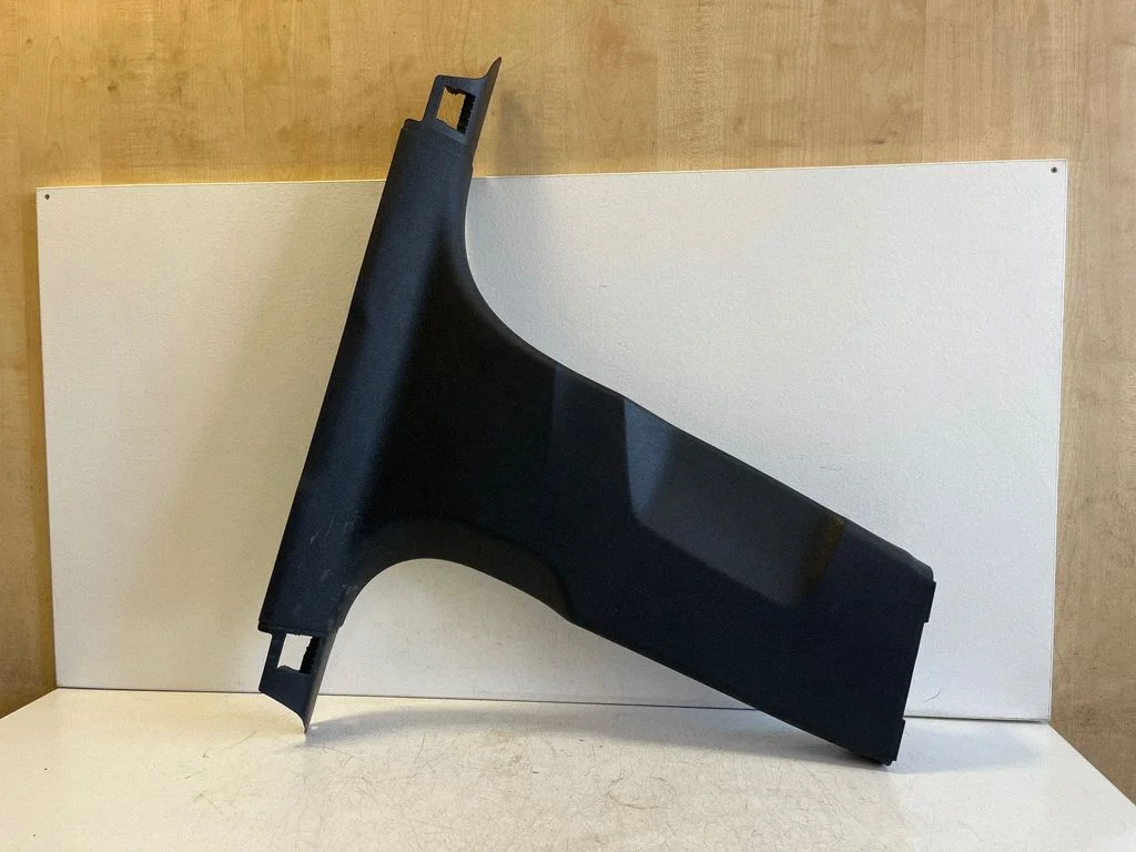 (B) piilari kate (alumine) 8W8867240