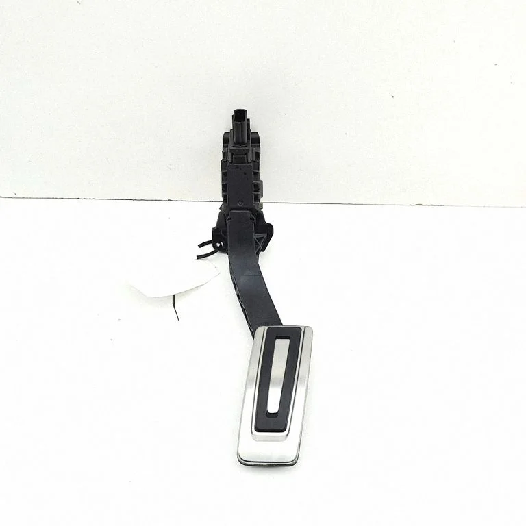 Akseleratora pedālis 5Q2723503
