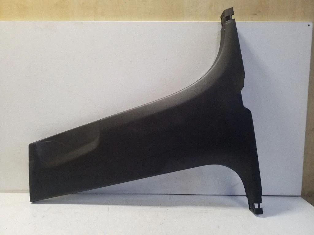 (B) pillar trim (bottom) EM2BR243W07A