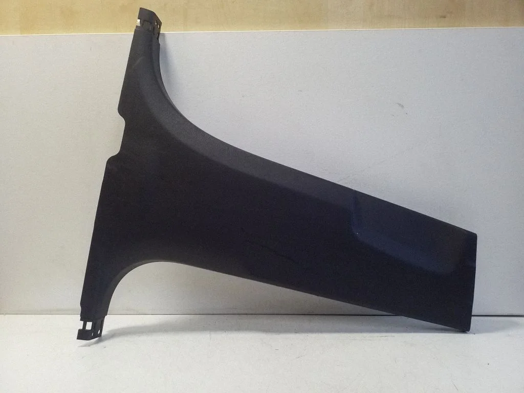 (B) pillar trim (bottom) EM2BR243W06A