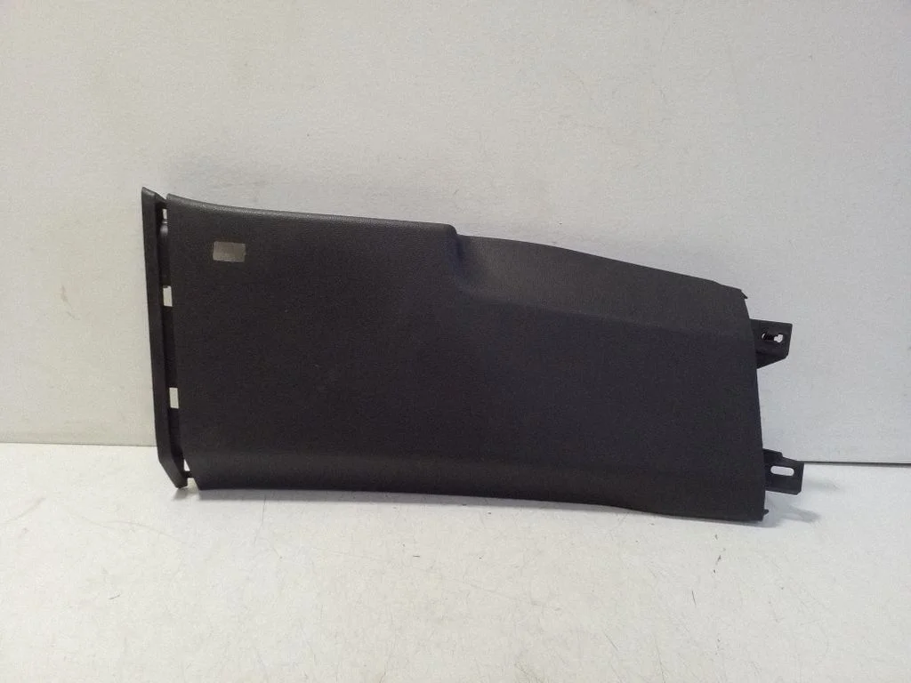 (B) pillar trim (bottom) 3G0867292B