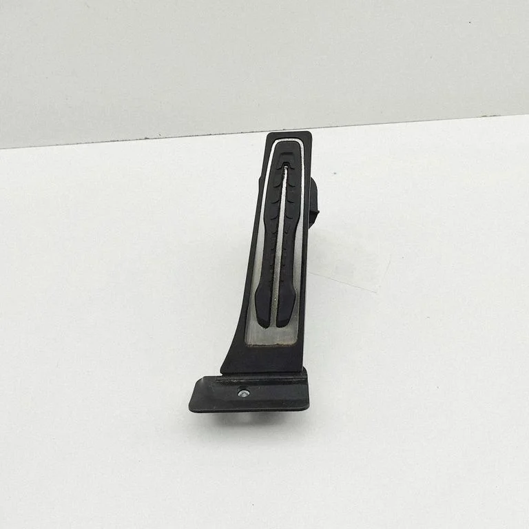 Gaasipedaal – BMW 3-seeria G20 G21 (2019-)