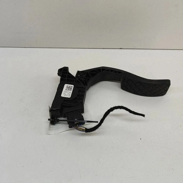 Accelerator throttle pedal – Porsche Cayenne (9Y0 9Y3) (2018-)