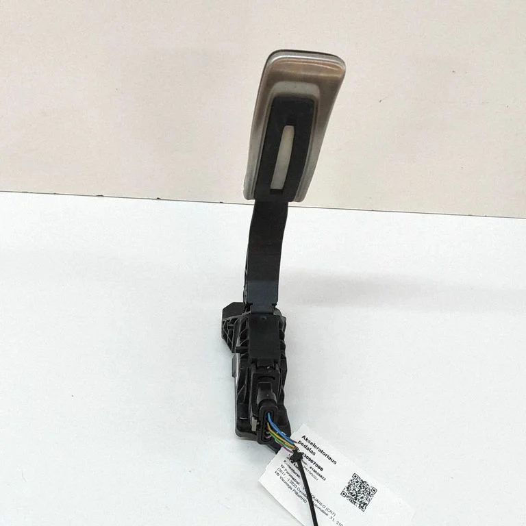 Accelerator throttle pedal – Volkswagen Touareg III (2018-)
