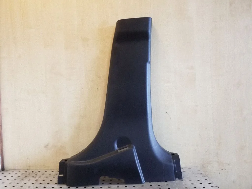 (B) pillar trim (bottom) – KIA Sportage (2011-2016)