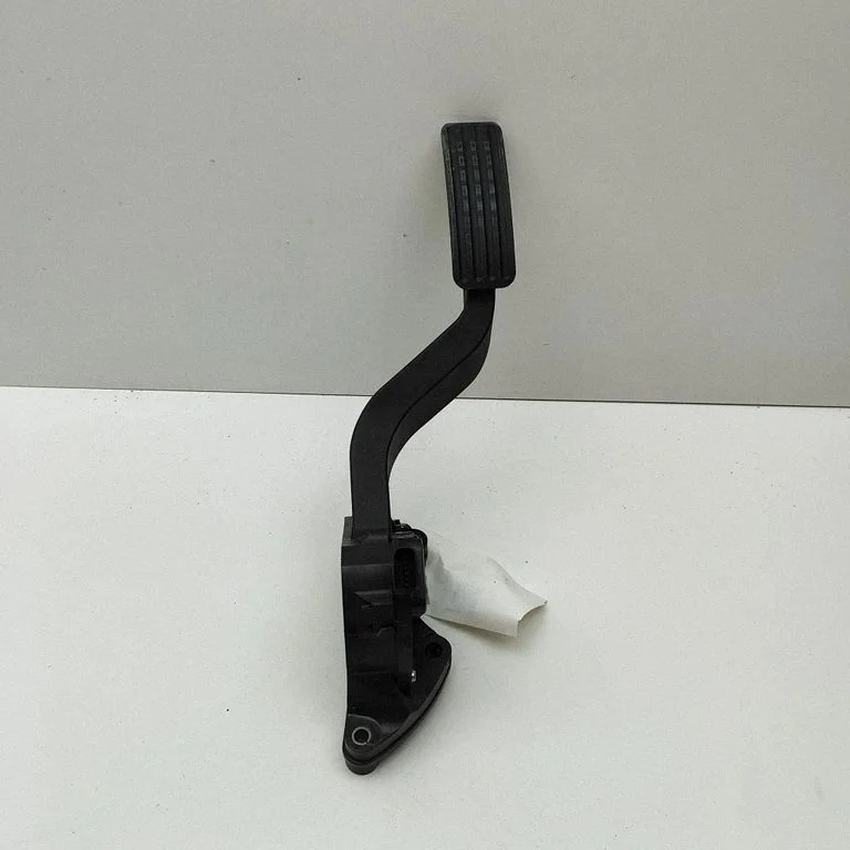 Accelerator throttle pedal JK5M9F836BB