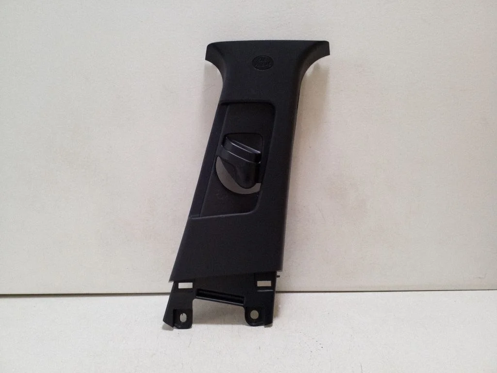 (B) pillar trim (top) – Toyota C-HR II (2023-)