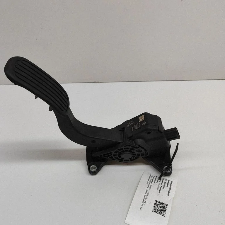 Accelerator throttle pedal 78110F4022
