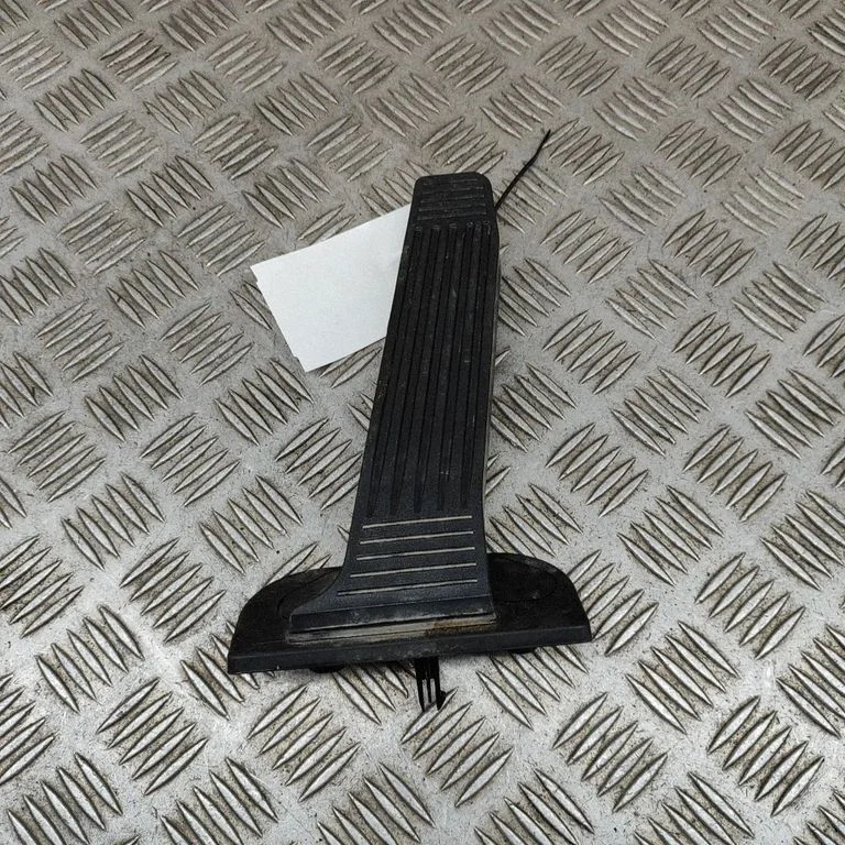 Gaasipedaal 7810133061