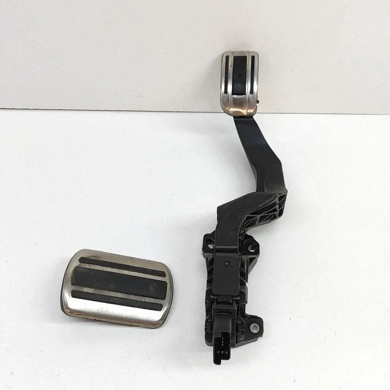 Accelerator throttle pedal – Peugeot 2008 II (2019-)