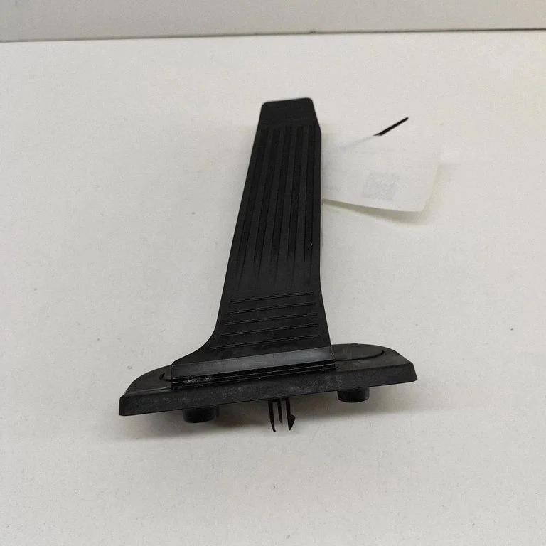 Accelerator throttle pedal 7810108010