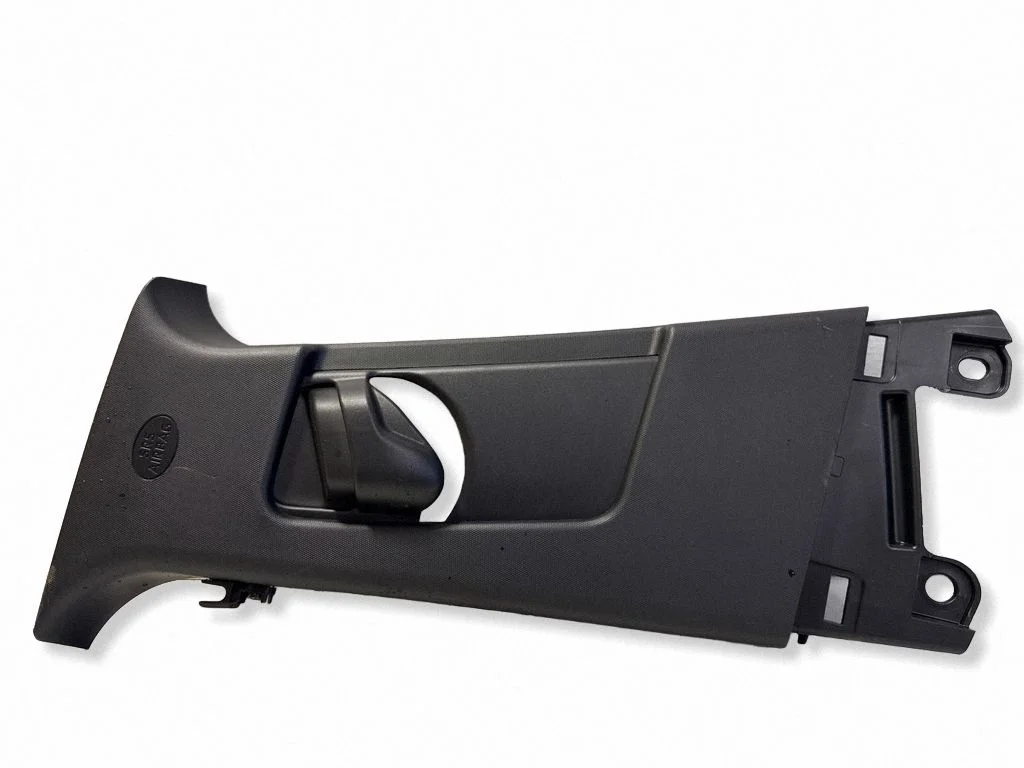 (B) pillar trim (top) – Toyota C-HR II (2023-)