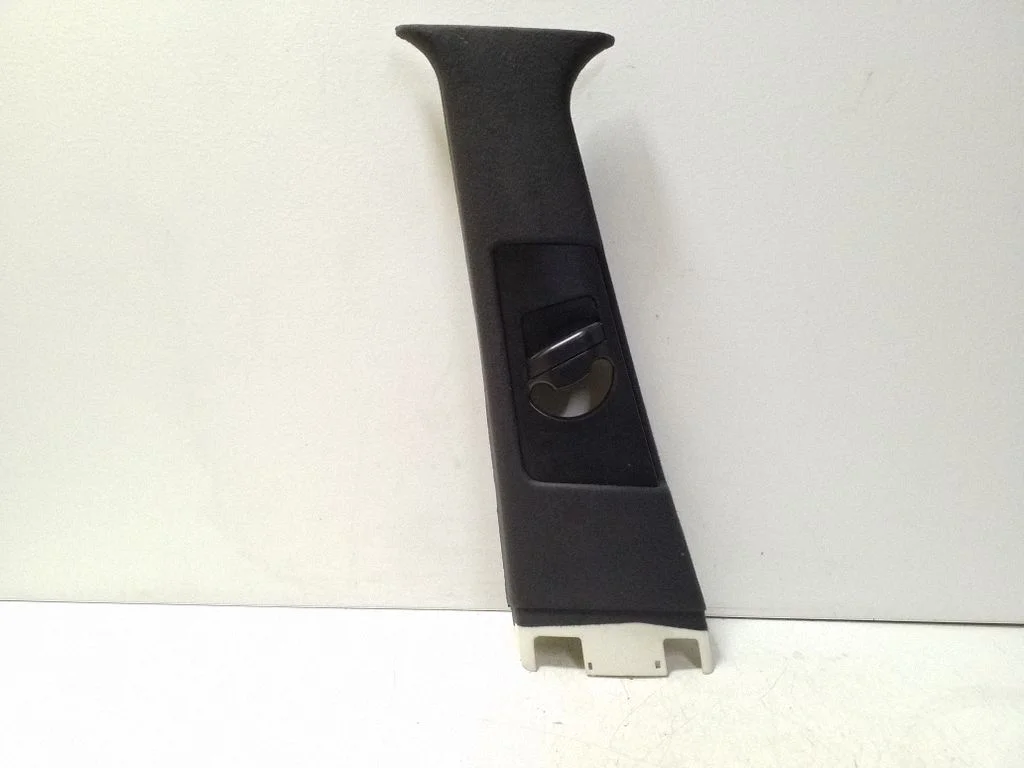 (B) pillar trim (top) 51438203871