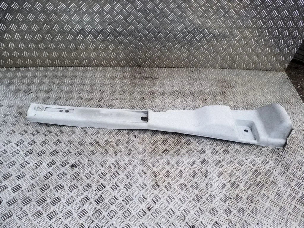 (B) pillar trim (top) 5801564172