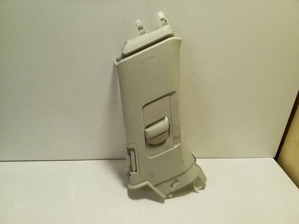 (B) pillar trim (top) 31363588