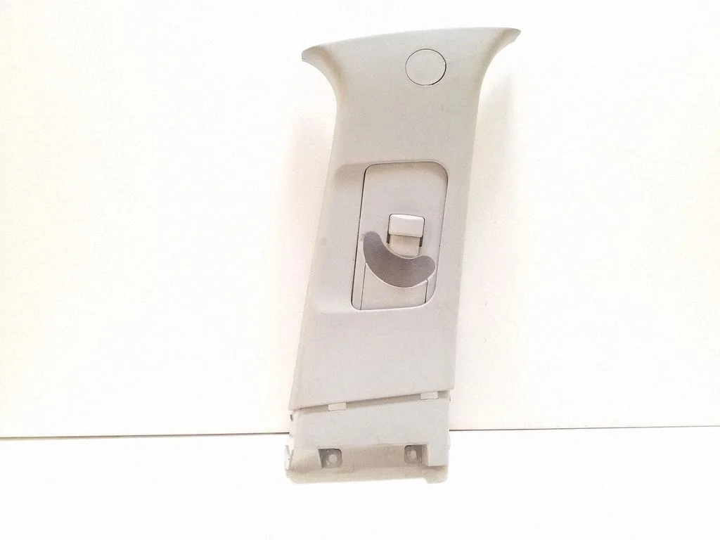 (B) pillar trim (top) 147423H451