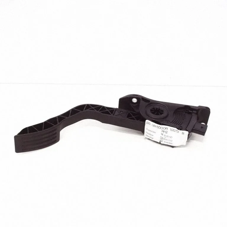 Accelerator throttle pedal – Ford Focus (2010-2017)