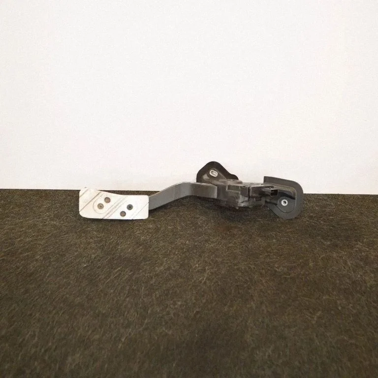 Accelerator throttle pedal GS8T41600 – Mazda 6 (2008-2013)