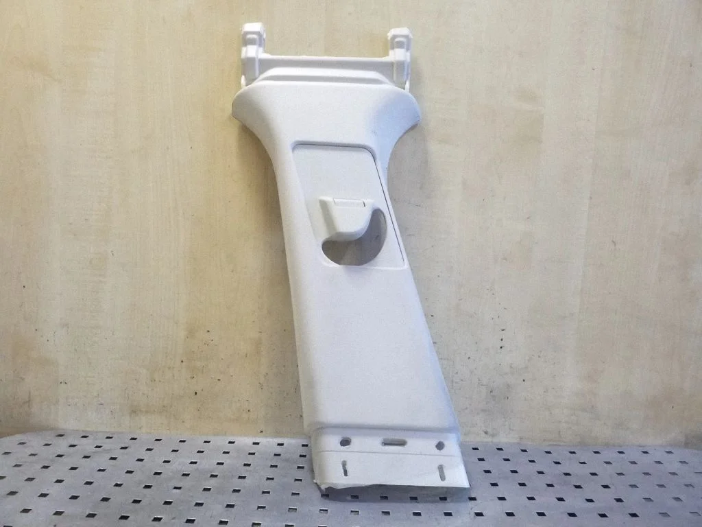 (B) statņa apdare (augšējā) DK6224397A