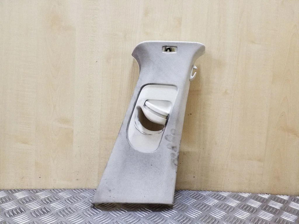 (B) pillar trim (top) 3G0868418