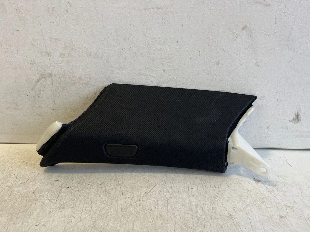 (C) pillar trim – BMW X6M F86 (2015-2018)
