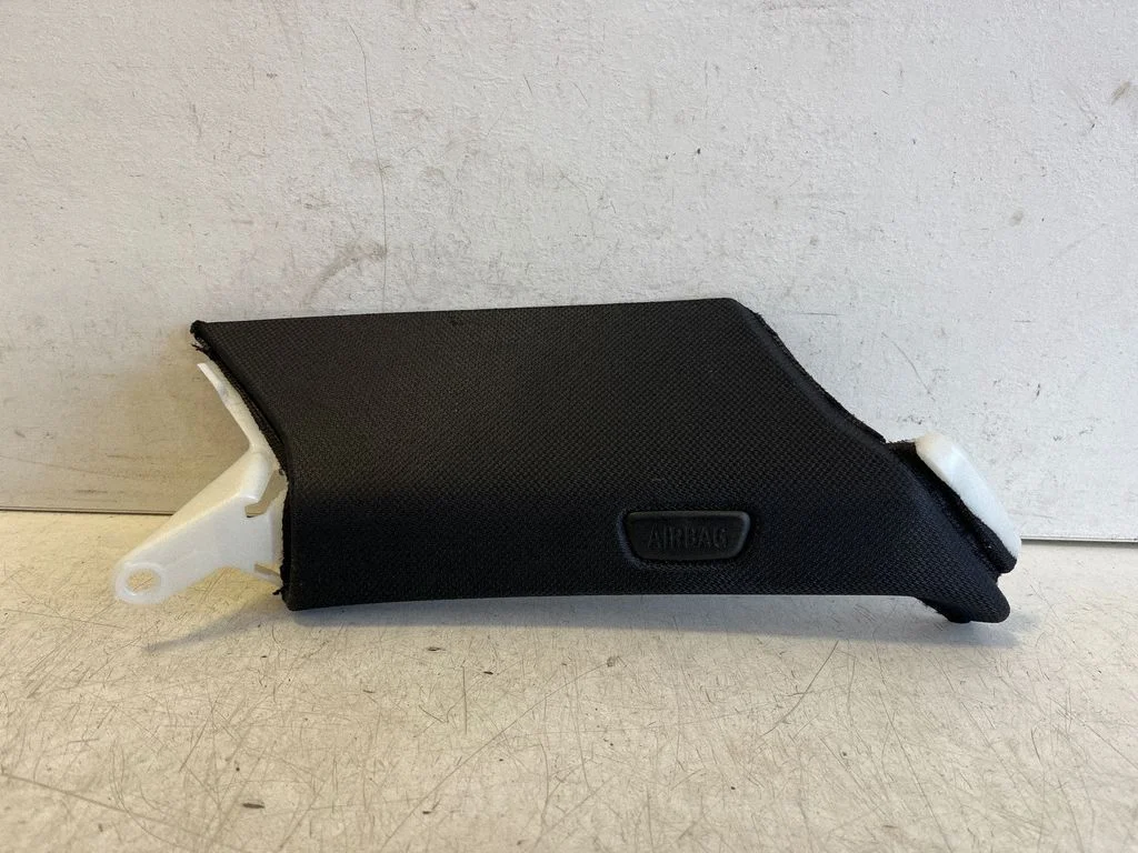 (C) pillar trim – BMW X6M F86 (2015-2018)