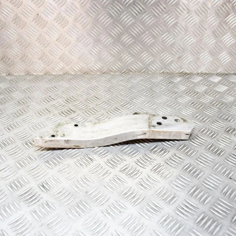 Radiator support slam panel bracket – Mercedes-Benz GLC-Class C253 (2016-)