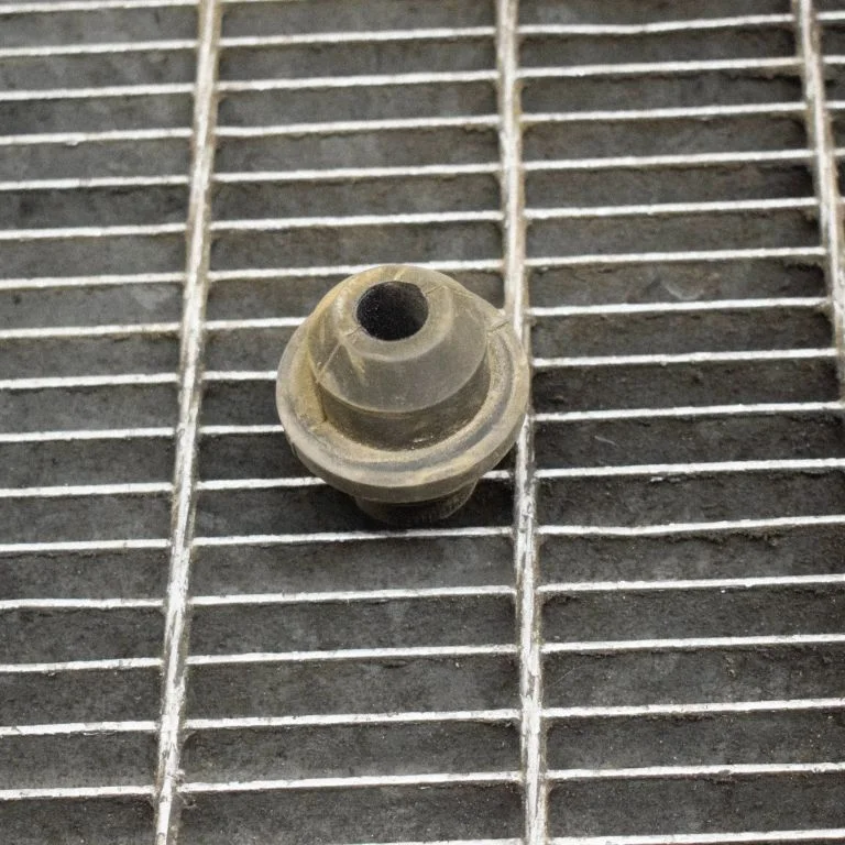 Radiatoru paneļa kronšteins 1S7H8125AC