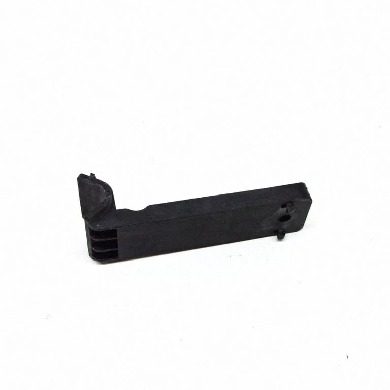 Radiatoru paneļa kronšteins 96968243