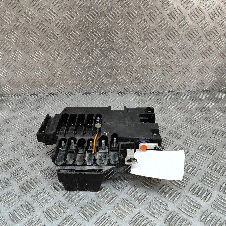 Fuse box set A9105402736