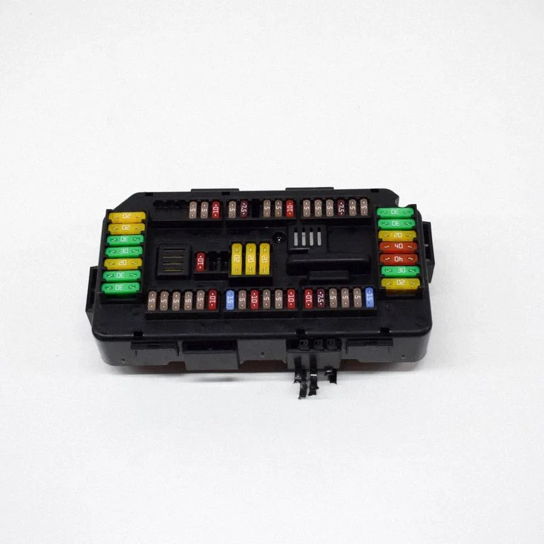Drošinātāju kārba (komplekts) 9360371