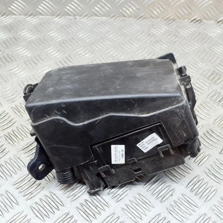 Kaitsmekarp (komplekt) – KIA Ceed (2012-2018)