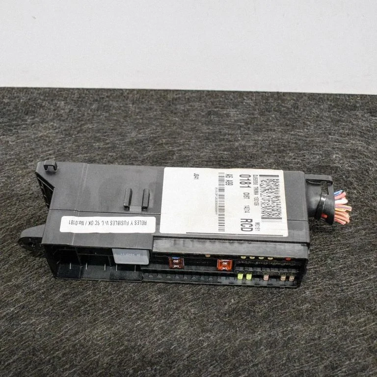 Drošinātāju kārba (komplekts) CV6T14014