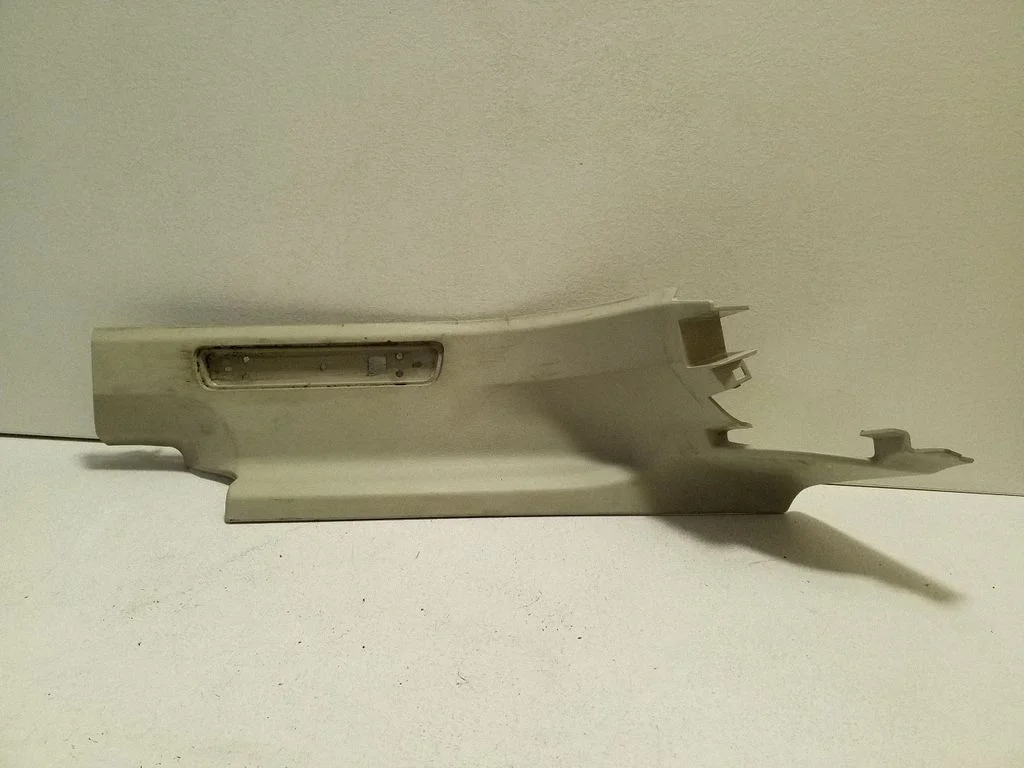 Rear sill trim cover 31363748