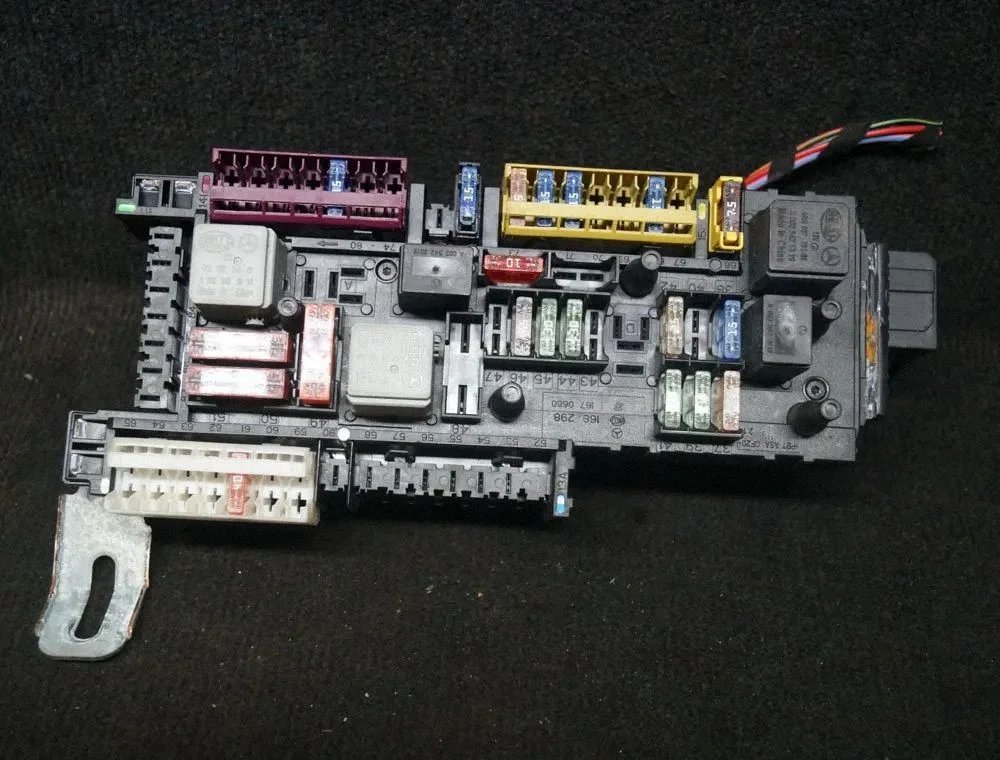 Fuse box set – Mercedes-Benz E-Class W212 (2009-2016)
