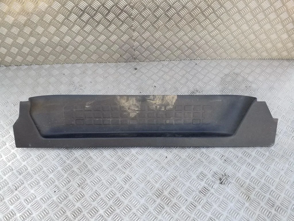 Rear sill trim cover 9808681377