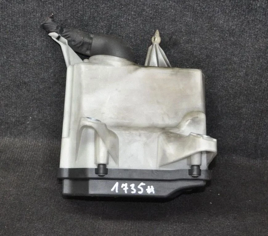 Drošinātāju kārba (komplekts) – Mercedes-Benz C klase W205 (2014-2021)