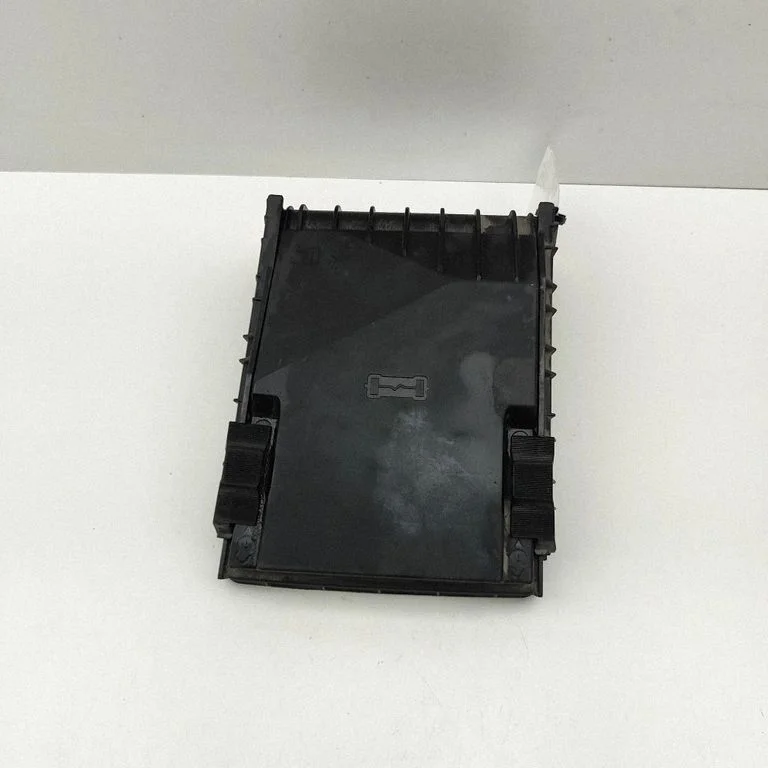 Fuse box cover – Volkswagen Passat CC (2008-2016)