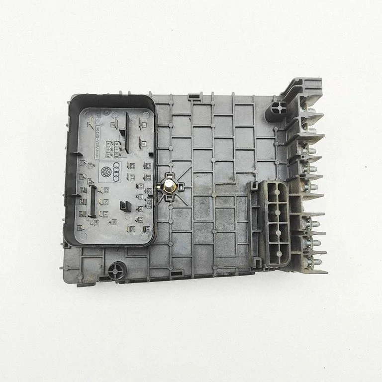 Drošinātāju bloks 3C0937629D