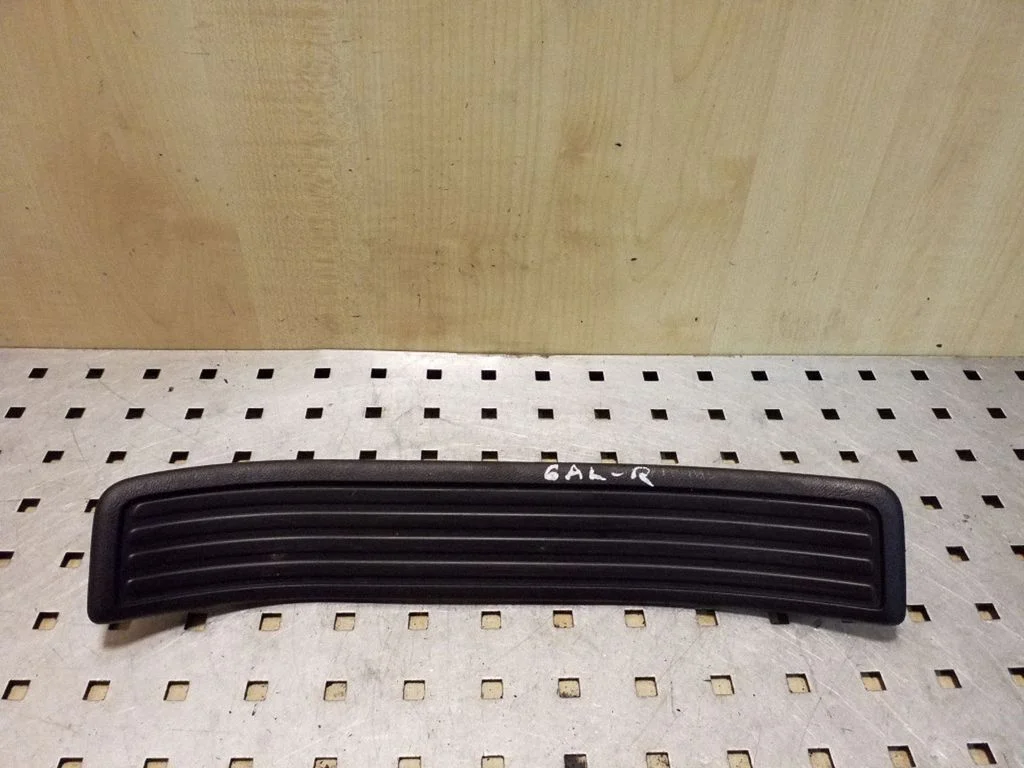 Rear sill trim cover 8412TL0003020