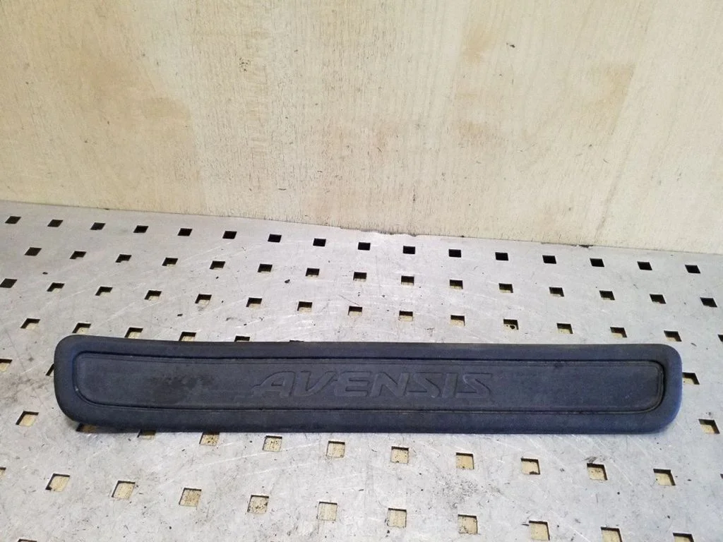 Rear sill trim cover 6791505040