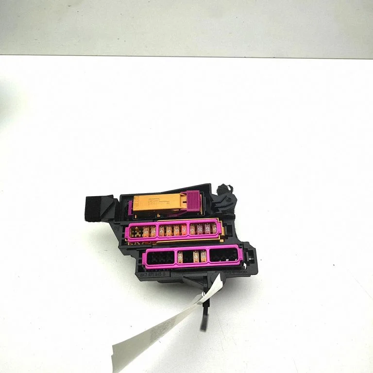 Drošinātāju bloks 8K2971845B