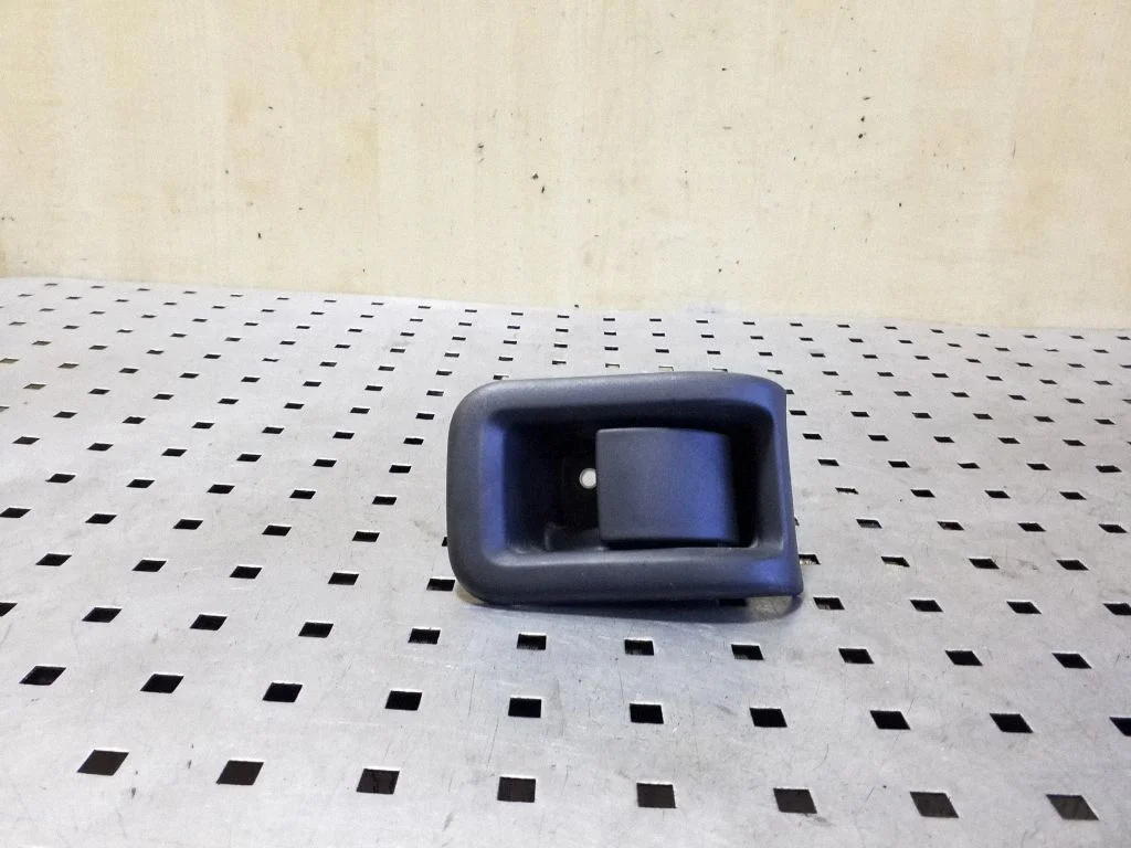 Motora pārsega atvēršanas rokturis 30779851