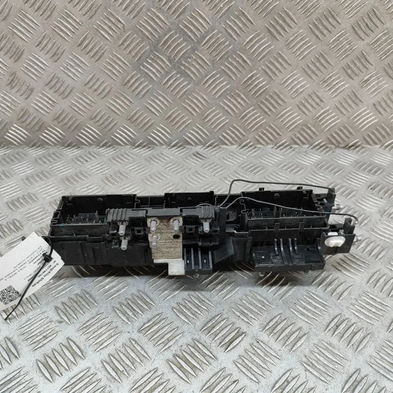 Fuse module 103440502D