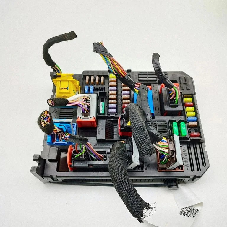 Drošinātāju bloks 9832881080