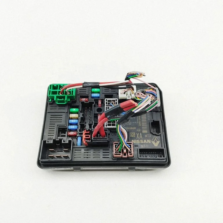 Drošinātāju bloks 284B64086R