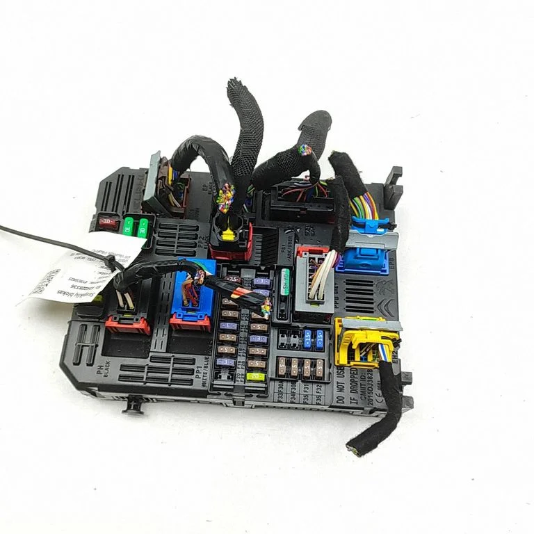 Drošinātāju bloks 28709110